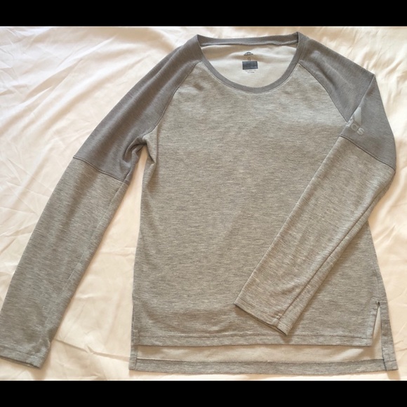 Adidas ClimaLite Long Sleeve Drop Cut Shirt Size S - Picture 2 of 4